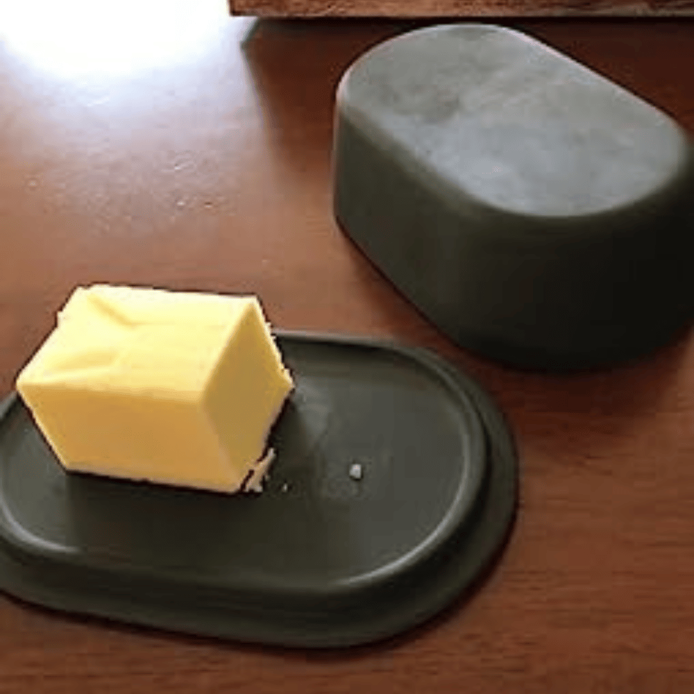 Butter Dish with Lid!