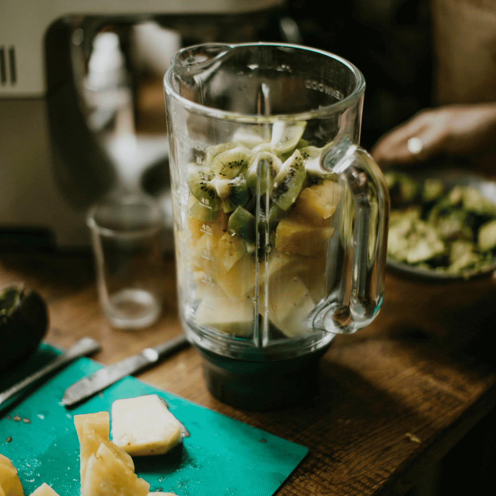 What is better, a blender or food processor?